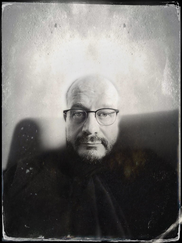 Selbstportrait mit Wetplate-Filter.